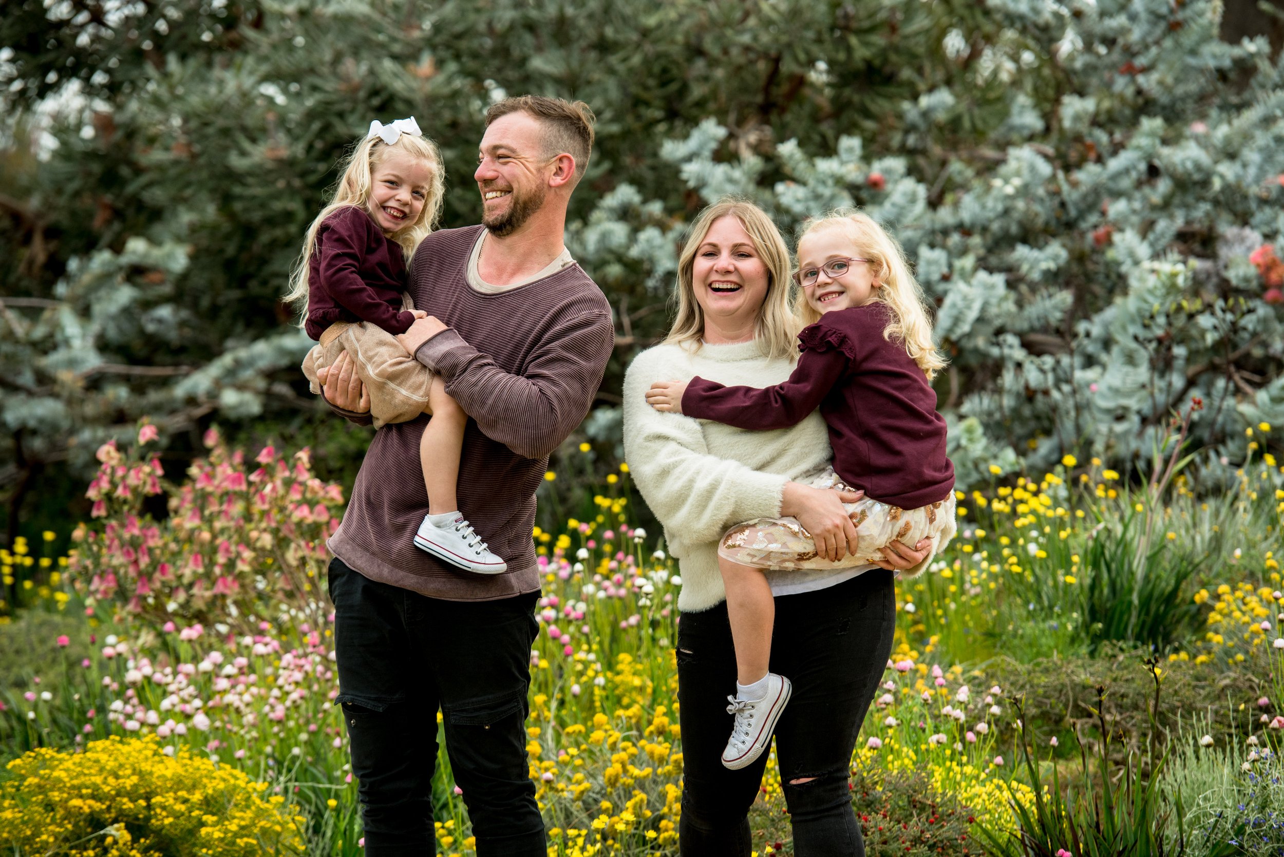 Outdoor portrait session in Perth at golden hour